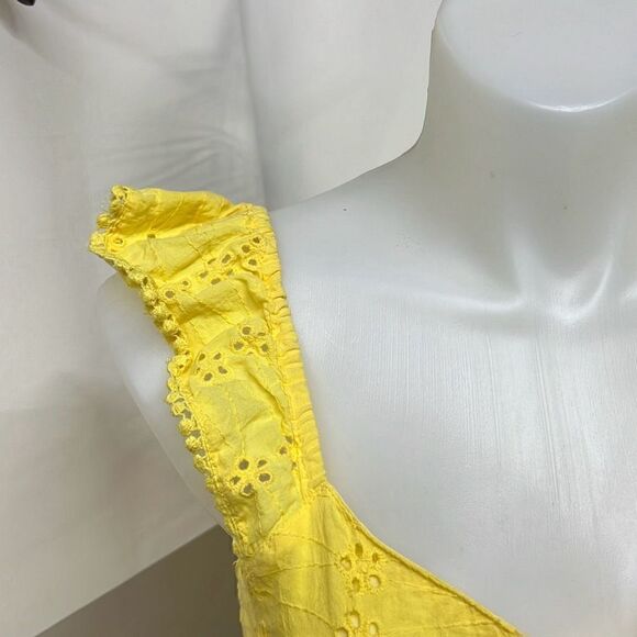 Japna Womens Yellow Flower Perforations Smocked back V-Neck Sleeveless Top Large - Picture 3 of 9